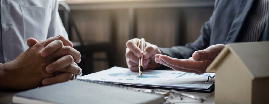 two people discussing