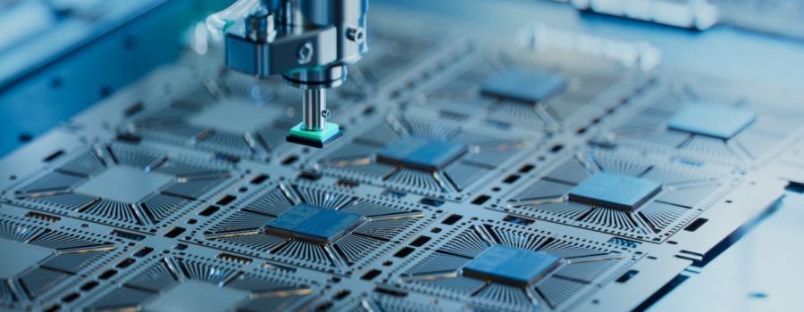 microprocessor being made